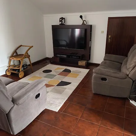 Gorgeous House בית אירוח