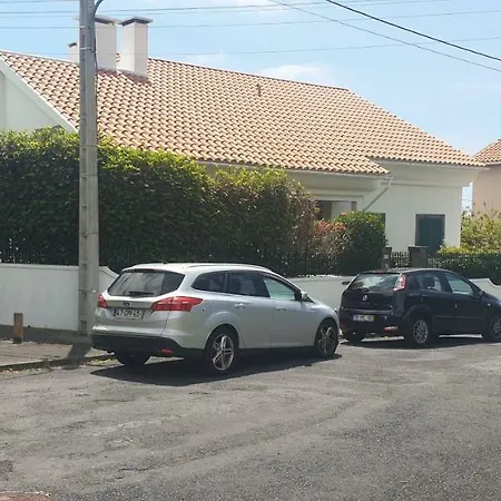 Gorgeous House בית אירוח