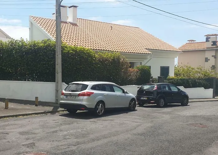 Gorgeous House בית אירוח